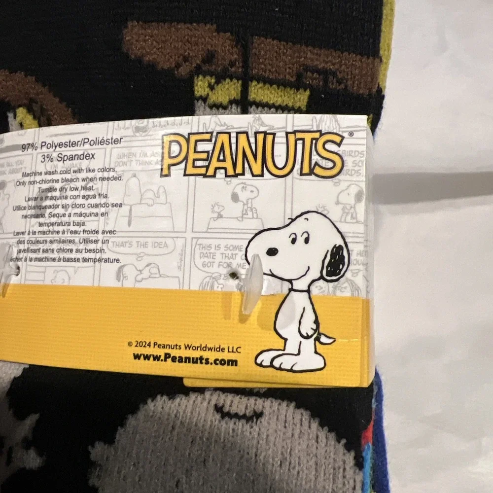 New- 6pr Men's - Peanuts Snoopy  crew socks 6 pairs Sock Size‎ 6-12